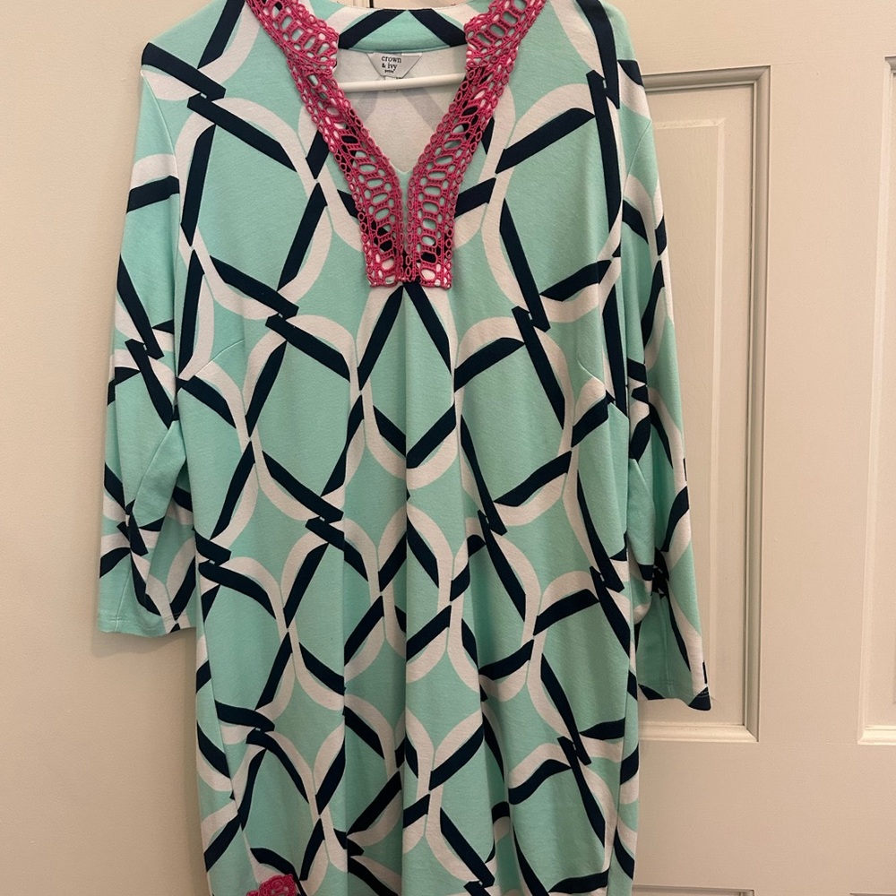 Crown & Ivy Mint and Pink Patterned Top